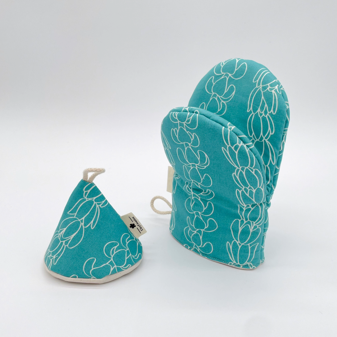 Oven Mitt in Hawaiian Fabric – One or Two Piece Set | Heat-Resistant | Artisan Kitchen Gift