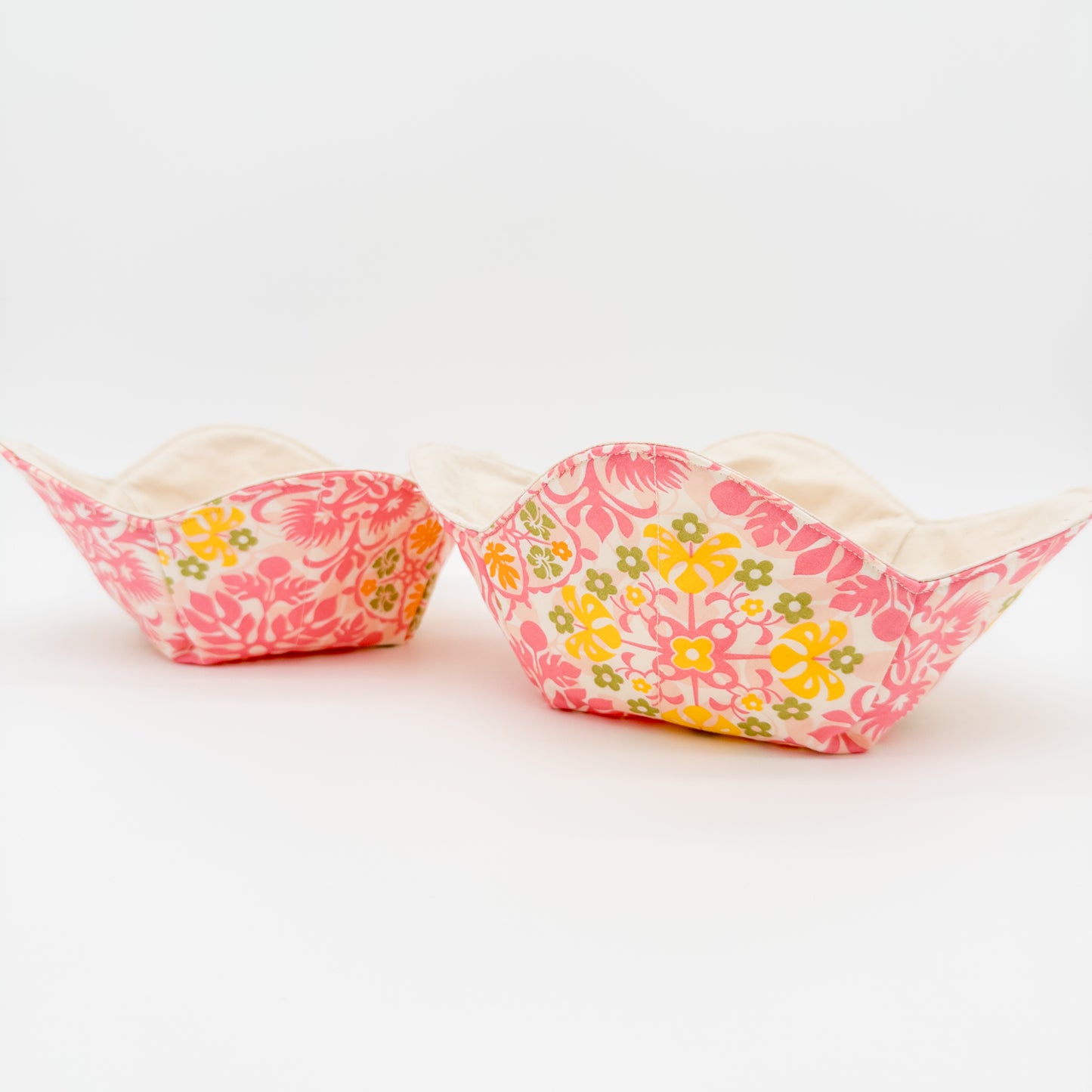 Pink Hawaiian Quilt-Inspired Bowl Cozy Set – Handmade Tropical Floral Bowl Holders