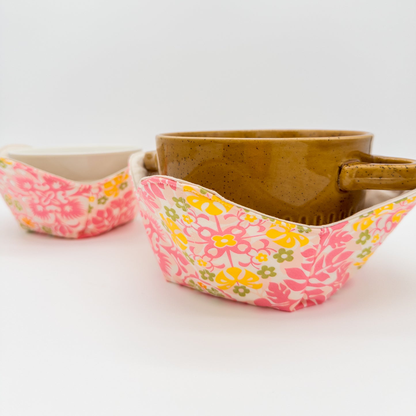 Pink Hawaiian Quilt-Inspired Bowl Cozy Set – Handmade Tropical Floral Bowl Holders