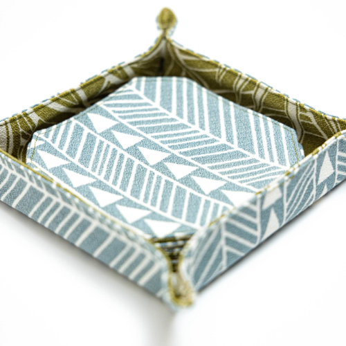 Reversible Hawaian Coaster Set With Holder