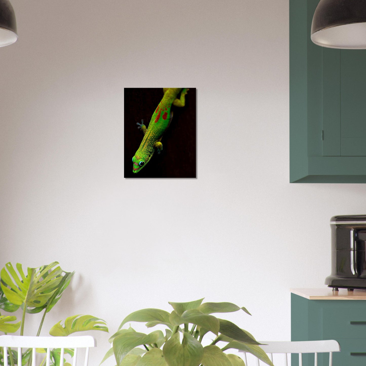 Canvas Wall Art Hawaiian Gecko Lizard Photographed in Paradise